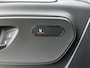 Mercedes-Benz Sprinter 317 CDI L2H2 Select Geveerde stoel Navigatie Parkeerpakket Stoelverwarming Betimmering Trekhaak 24 maanden Mercedes Certified garantie