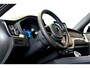 Volvo XC60 2.0 T8 AWD 299kW/407pk Aut8 MJ2027, NIEUW €88.610! Plug-in Ultra Black Exec. LUCHTVERING + BOWERS&WILKINS + PANORAMADAK + EL.TREKHAAK + HEAD-UP + PILOT ASSIST + STOELVERWARMING/-VENTILATIE&-MASSAGE + STUURVERARMING + 360 CAMERA + 21" LM-VELGEN!!