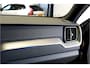 Volvo XC60 2.0 T8 AWD 299kW/407pk Aut8 MJ2027, NIEUW €82.945! Plug-in Ultra Black Exec. LUCHTVERING + BOWERS&WILKINS + PANORAMADAK + EL.TREKHAAK + HEAD-UP + PILOT ASSIST + STOELVERWARMING/-VENTILATIE&-MASSAGE + STUURVERARMING + 360 CAMERA + 21" LM-VELGEN!!