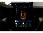 Volvo XC60 2.0 T8 AWD 299kW/407pk Aut8 MJ2027, NIEUW €88.610! Plug-in Ultra Black Exec. LUCHTVERING + BOWERS&WILKINS + PANORAMADAK + EL.TREKHAAK + HEAD-UP + PILOT ASSIST + STOELVERWARMING/-VENTILATIE&-MASSAGE + STUURVERARMING + 360 CAMERA + 21" LM-VELGEN!!