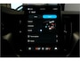 Volvo XC60 2.0 T8 AWD 299kW/407pk Aut8 MJ2027, NIEUW €82.945! Plug-in Ultra Black Exec. LUCHTVERING + BOWERS&WILKINS + PANORAMADAK + EL.TREKHAAK + HEAD-UP + PILOT ASSIST + STOELVERWARMING/-VENTILATIE&-MASSAGE + STUURVERARMING + 360 CAMERA + 21" LM-VELGEN!!