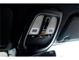 Volvo XC60 2.0 T8 AWD 299kW/407pk Aut8 MJ2027, NIEUW €88.610! Plug-in Ultra Black Exec. LUCHTVERING + BOWERS&WILKINS + PANORAMADAK + EL.TREKHAAK + HEAD-UP + PILOT ASSIST + STOELVERWARMING/-VENTILATIE&-MASSAGE + STUURVERARMING + 360 CAMERA + 21" LM-VELGEN!!