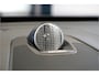 Volvo XC60 2.0 T8 AWD 299kW/407pk Aut8 MJ2027, NIEUW €82.945! Plug-in Ultra Black Exec. LUCHTVERING + BOWERS&WILKINS + PANORAMADAK + EL.TREKHAAK + HEAD-UP + PILOT ASSIST + STOELVERWARMING/-VENTILATIE&-MASSAGE + STUURVERARMING + 360 CAMERA + 21" LM-VELGEN!!