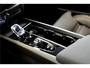 Volvo XC60 2.0 T8 AWD 299kW/407pk Aut8 MJ2027, NIEUW €88.610! Plug-in Ultra Black Exec. LUCHTVERING + BOWERS&WILKINS + PANORAMADAK + EL.TREKHAAK + HEAD-UP + PILOT ASSIST + STOELVERWARMING/-VENTILATIE&-MASSAGE + STUURVERARMING + 360 CAMERA + 21" LM-VELGEN!!