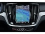 Volvo V60 T6 Plug-in hybrid AWD Plus Dark | Trekhaak | All-Season Banden | 360 graden camera | Verwarmbare voorstoelen en stuurwiel | Premium audio by Harman Kardon | Sportstoelen | Apple Carplay