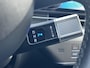 Hyundai Kona Comfort Smart 65.4 kWh / Trekhaak afneembaar 750 kg / CCS snel laden / HUD / Stuur- en stoelverwarming / Navi / Apple Carplay Android / 18" LM wielen /