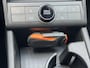 Hyundai Kona Comfort Smart 65.4 kWh / Trekhaak afneembaar 750 kg / CCS snel laden / HUD / Stuur- en stoelverwarming / Navi / Apple Carplay Android / 18" LM wielen /