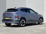 Hyundai Kona Comfort Smart 65.4 kWh / Trekhaak afneembaar 750 kg / CCS snel laden / HUD / Stuur- en stoelverwarming / Navi / Apple Carplay Android / 18" LM wielen /