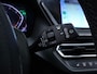 BMW 1-Serie 118i Executive Edition M Sport (SCHUIFDAK,APPLE CARPLAY,NAVI,SFEERVERLICHTING,SPOILER,CLIMATE,CRUISE,GETINT,LM VELGEN)