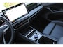 Volkswagen Tiguan 1.5 eHybrid R-Line Edition | Incl. 12 maanden Garantie | Panorama dak | Elektrisch wegklapbare trekhaak | Massage stoelen | Elektrisch verstelbare stoelen met memory | Head-Up Display | Stoelverwarming/ventilatie | 360° Camera | Harman/Kardon Audiosysteem | Achterbank verwarmd | Apple CarPlay/Android Auto | Stuurwielverwarming | Adaptive cruise controle | Elektrische kofferbakklep | Dodehoekdetectie |