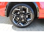 Volkswagen Tiguan 1.5 eHybrid R-Line Edition | Incl. 12 maanden Garantie | Panorama dak | Elektrisch wegklapbare trekhaak | Massage stoelen | Elektrisch verstelbare stoelen met memory | Head-Up Display | Stoelverwarming/ventilatie | 360° Camera | Harman/Kardon Audiosysteem | Achterbank verwarmd | Apple CarPlay/Android Auto | Stuurwielverwarming | Adaptive cruise controle | Elektrische kofferbakklep | Dodehoekdetectie |