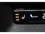 Volkswagen Tiguan 1.5 eHybrid R-Line Edition | Incl. 12 maanden Garantie | Panorama dak | Elektrisch wegklapbare trekhaak | Massage stoelen | Elektrisch verstelbare stoelen met memory | Head-Up Display | Stoelverwarming/ventilatie | 360° Camera | Harman/Kardon Audiosysteem | Achterbank verwarmd | Apple CarPlay/Android Auto | Stuurwielverwarming | Adaptive cruise controle | Elektrische kofferbakklep | Dodehoekdetectie |