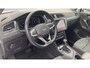 Volkswagen Tiguan 1.5 TSI 150pk DSG Life Business | Panoramadak | Wekl. trekhaak | Keyless | Stoelverwarming