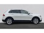 Volkswagen Tiguan 1.5 TSI 150pk DSG Life Business | Panoramadak | Wekl. trekhaak | Keyless | Stoelverwarming