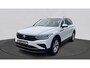 Volkswagen Tiguan 1.5 TSI 150pk DSG Life Business | Panoramadak | Wekl. trekhaak | Keyless | Stoelverwarming
