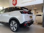 Peugeot 3008 1.2 PureTech GT Line Avantage,Automaat,Navigatie,Achteruitrijcamera,Climate&Cruisecontrol,Spraakbediening,Trekhaak,Keyless,Digitaal Instrumentenpaneel,Leder/Stof,V&A Sensoren,19 Inch Lmv