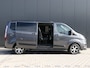 Ford Transit Custom 320 2.0 TDCI L2H1 Trend Sport DC Automaat | Dubbele Cabine | 5-Persoons | Navigatie | Trekhaak | Stoelverwarming | CarPlay/Android Auto | Lichtmetalen Velgen
