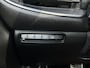 Abarth 500 Turismo 42 kWh | SOH 95% | 155 PK | Sportstoelen | Glazendak | Zomerbanden + Winterbanden | Sound Generator | Stoelverwarming | Cruise Control | LED | CarPlay | Climate Control | Sensoren Voor + Achter | Camera |