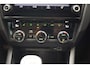 Skoda Octavia COMBI 1.0 TSI Greentech Ambition Business [ Navi Stoelverwarming PDC ]