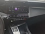Peugeot 308 SW 1.2 Hybrid 145 e-DCS6 GT 8 jaar garantie | Elektrische stoelverstelling met geheugen | Stoelmassage | Voorstoelen verwarmd | Stuurwiel verwarming | Apple carplay Android auto | Adaptive cruise control met stuurhulp | Keyless start en entry | Alcantara bekleding | 360 visionpakket | LMV 18 inch