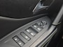 Peugeot 308 SW 1.2 Hybrid 145 e-DCS6 GT 8 jaar garantie | Elektrische stoelverstelling met geheugen | Stoelmassage | Voorstoelen verwarmd | Stuurwiel verwarming | Apple carplay Android auto | Adaptive cruise control met stuurhulp | Keyless start en entry | Alcantara bekleding | 360 visionpakket | LMV 18 inch