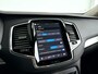 Volvo XC90 T8 Recharge AWD Ultimate Dark | SOH 95% | Panoramadak | 360° camera | Luchtvering | Harman Kardon | Head-up display | Stoel- en stuurverwarming | Trekhaak