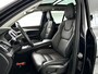 Volvo XC90 T8 Recharge AWD Ultimate Dark | SOH 95% | Panoramadak | 360° camera | Luchtvering | Harman Kardon | Head-up display | Stoel- en stuurverwarming | Trekhaak