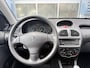 Peugeot 206 1.4 5DRS AIRCO TREKHAAK ALL-SEASON UNIEKE KM-STAND