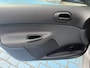 Peugeot 206 1.4 5DRS AIRCO TREKHAAK ALL-SEASON UNIEKE KM-STAND