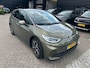 Volkswagen ID.3 Pro Business 59 kWh | SoH ... | Olive Green | Keyless | Parkeercamera | Stoelverwarming | Navigatie | Carplay / Android Auto