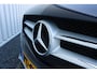 Mercedes-Benz C-klasse Estate 180 Business Solution AMG | Incl. 12 maanden garantie | Lederen sportstoelen | Cruise control | Climate control | Trekhaak | Zwarte hemel | LED Koplampen | 18" LM | Elektrische achterklep | Achteruitrijcamera | Dodehoek detectie |