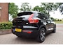 Volvo XC40 1.5 T5 Recharge R-Design AUTOM/PANO DAK/ADAP CRUISE/NAVI/AIRCO-ECC/NL-AUTO/CARPLAY/CAMERA/XENON/LMW/STOEL STUUR VERW