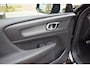 Volvo XC40 1.5 T5 Recharge R-Design AUTOM/PANO DAK/ADAP CRUISE/NAVI/AIRCO-ECC/NL-AUTO/CARPLAY/CAMERA/XENON/LMW/STOEL STUUR VERW