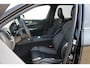 Volvo XC60 T6 350PK Automaat AWD Plus Black Edition Google infotainment / 21" lichtmetalen velgen / Verwarmbare voorstoelen en stuurwiel / Adaptieve cruise control