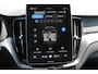 Volvo XC60 T6 350PK Automaat AWD Plus Black Edition Google infotainment / 21" lichtmetalen velgen / Verwarmbare voorstoelen en stuurwiel / Adaptieve cruise control