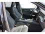 Volvo XC60 T6 350PK Automaat AWD Plus Black Edition Google infotainment / 21" lichtmetalen velgen / Verwarmbare voorstoelen en stuurwiel / Adaptieve cruise control