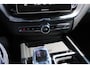 Volvo XC60 T6 350PK Automaat AWD Plus Black Edition Google infotainment / 21" lichtmetalen velgen / Verwarmbare voorstoelen en stuurwiel / Adaptieve cruise control