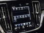 Volvo V60 T6 PHEV AWD Ultimate Dark | Panorama | Trekhaak | PilotAss.