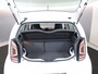 Volkswagen Up! 1.0 65 pk | Navigatie via App | Airco | Parkeersensoren achter | Achteruitrijcamera | Cruise control |