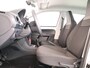 Volkswagen Up! 1.0 65 pk | Navigatie via App | Airco | Parkeersensoren achter | Achteruitrijcamera | Cruise control |