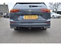 Volkswagen Golf 1.5 eTSI R-Line Business , BIN+BUIT R-LINE , TREKHAAK , A UITRIJ CAM , NAVI , CLIMATR , LMV18 , LED KOPL ,