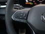 Volkswagen T-Roc R-Line First Edition 1.5 eTSI 150 PK | Navigatie | Black style | Panoramadak | Trekhaak | 360 camera | LED Matrix |