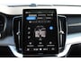 Volvo XC90 T8 455pk Automaat AWD Ultra Black Edition Stoelmassage - en ventilatie Luchtvering / Trekhaak / Panoramadak / Google services / Elektrisch bedienbare voorstoelen met geheugen / Stoelverwarming voor en achter