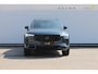 Volvo XC90 T8 455pk Automaat AWD Ultra Black Edition Stoelmassage - en ventilatie Luchtvering / Trekhaak / Panoramadak / Google services / Elektrisch bedienbare voorstoelen met geheugen / Stoelverwarming voor en achter