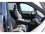Volvo XC90 T8 455pk Automaat AWD Ultra Black Edition Stoelmassage - en ventilatie Luchtvering / Trekhaak / Panoramadak / Google services / Elektrisch bedienbare voorstoelen met geheugen / Stoelverwarming voor en achter