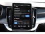 Volvo XC90 T8 455pk Automaat AWD Ultra Black Edition Stoelmassage - en ventilatie Luchtvering / Trekhaak / Panoramadak / Google services / Elektrisch bedienbare voorstoelen met geheugen / Stoelverwarming voor en achter