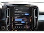 Volvo XC40 2.0 177PK Automaat Plus Black Edition Google infotainment / 20" lichtmetalen velgen / Getinte ramen vanaf de B-stijl / Verwarmbare zitplaatsen voor / Harman Kardon Audio installatie