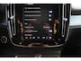 Volvo XC40 2.0 177PK Automaat Plus Black Edition Google infotainment / 20" lichtmetalen velgen / Getinte ramen vanaf de B-stijl / Verwarmbare zitplaatsen voor / Harman Kardon Audio installatie
