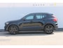 Volvo XC40 2.0 177PK Automaat Plus Black Edition Google infotainment / 20" lichtmetalen velgen / Getinte ramen vanaf de B-stijl / Verwarmbare zitplaatsen voor / Harman Kardon Audio installatie