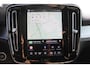 Volvo XC40 2.0 177PK Automaat Plus Black Edition Google infotainment / 20" lichtmetalen velgen / Getinte ramen vanaf de B-stijl / Verwarmbare zitplaatsen voor / Harman Kardon Audio installatie